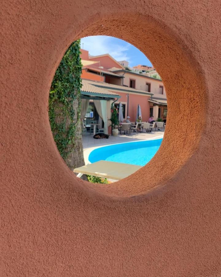 Hotel Corallaro Santa Teresa Gallura Buitenkant foto