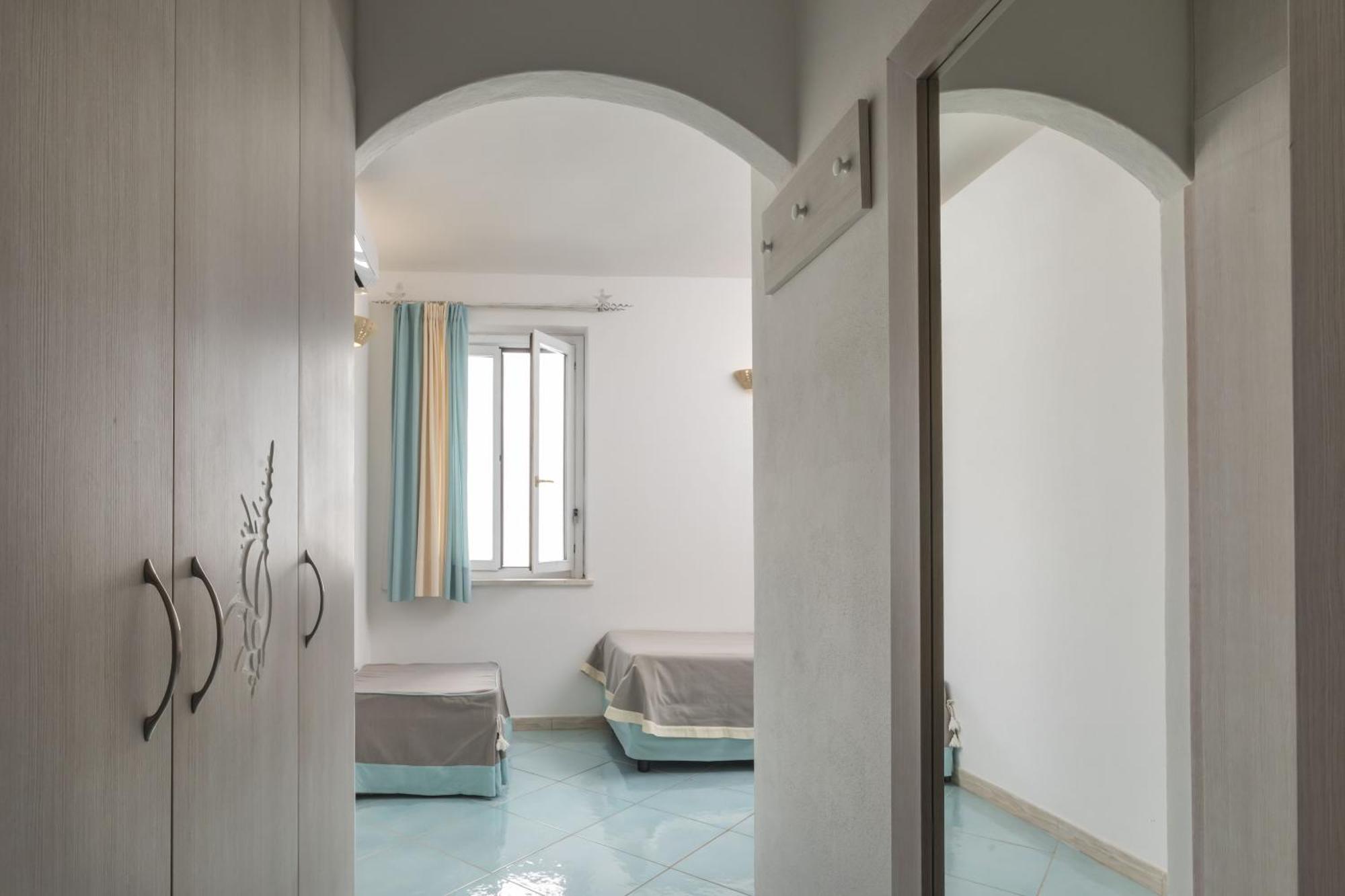Hotel Corallaro Santa Teresa Gallura Buitenkant foto