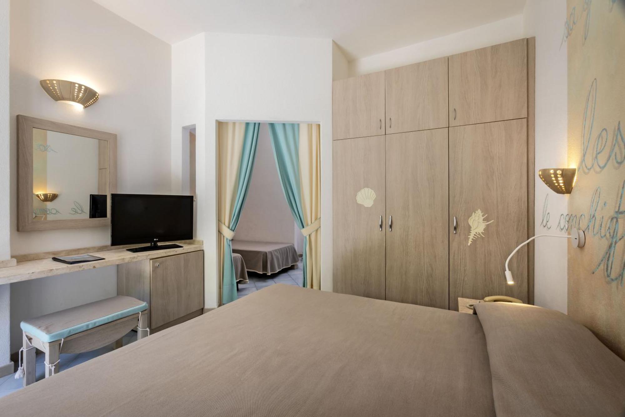 Hotel Corallaro Santa Teresa Gallura Buitenkant foto